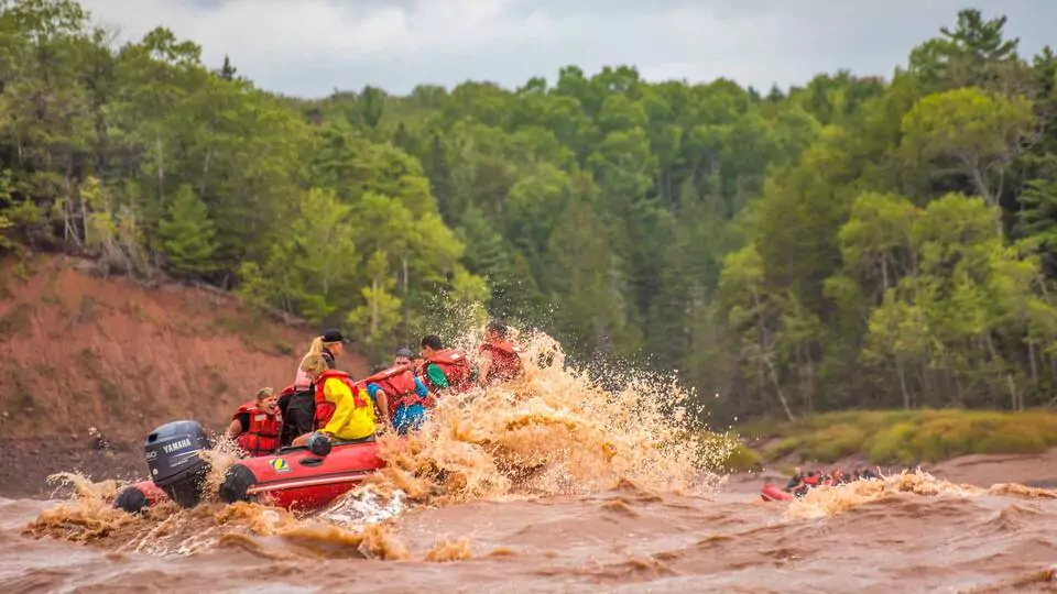 TIDAL BORE RAFTING
