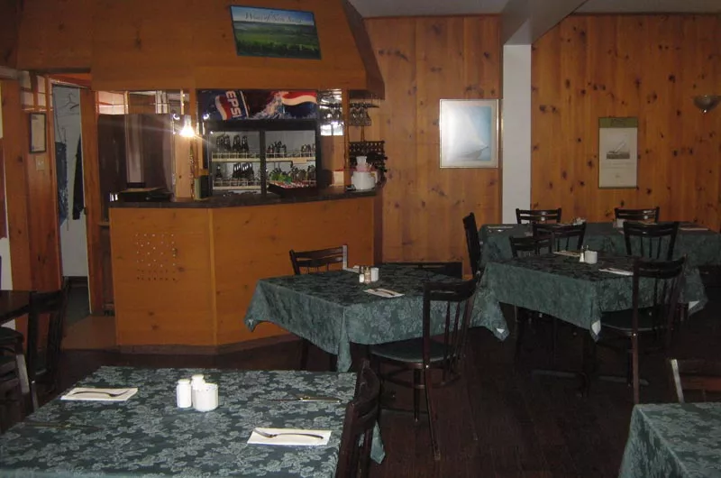 Sherbrooke Village Inn
