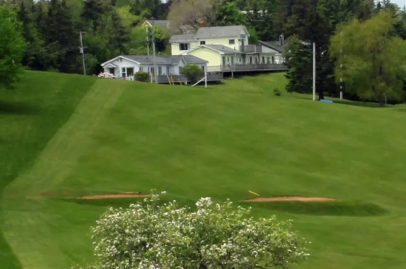 Topmast Motel
