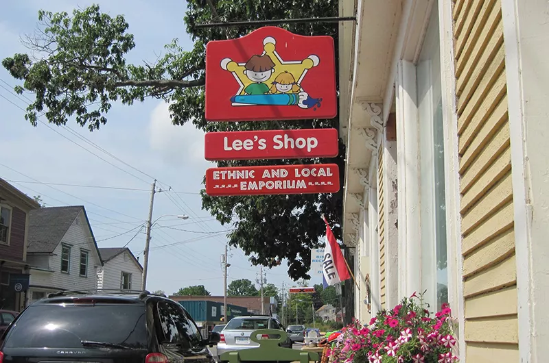 Lee’s Shop