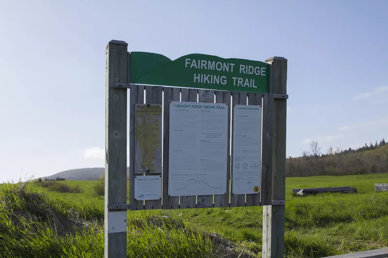 Fairmont Ridge Hiking Trail