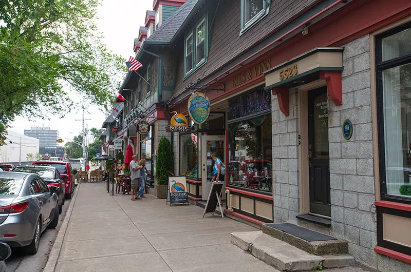 Hydrostone District