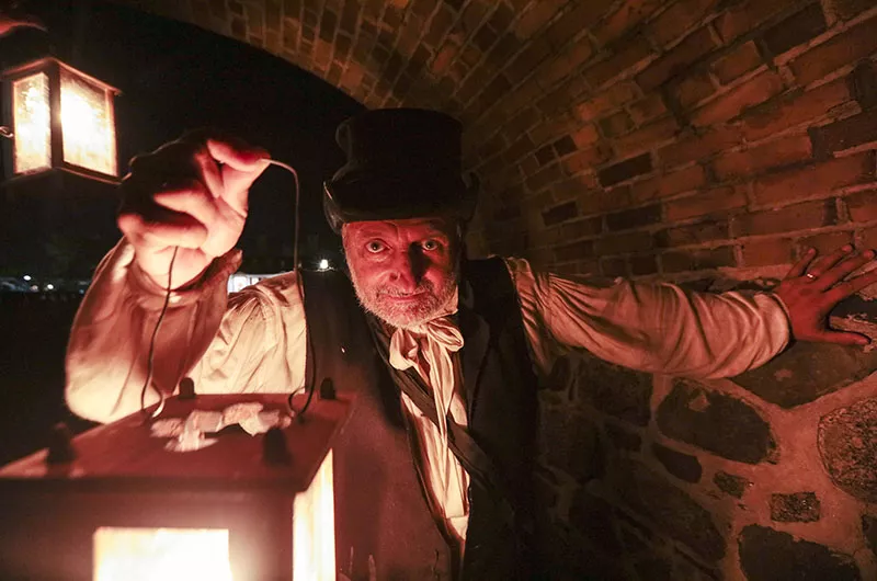 Candlelight Graveyard Tours
