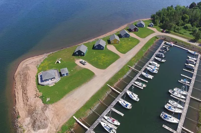 Sunrise Shore Marina & Cottages