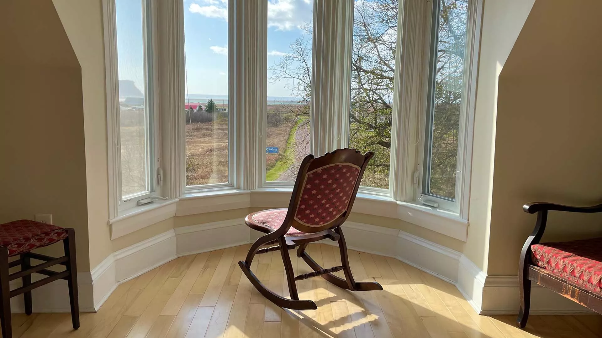 NovaShores Guest Room