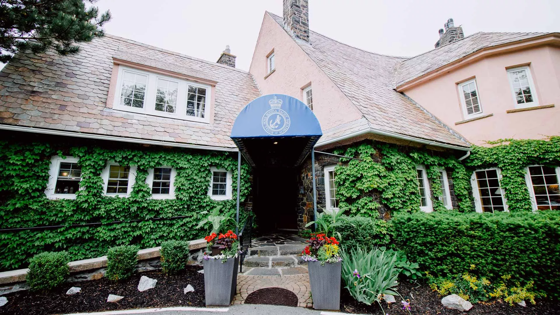 Royal Nova Scotia Yacht Squadron
