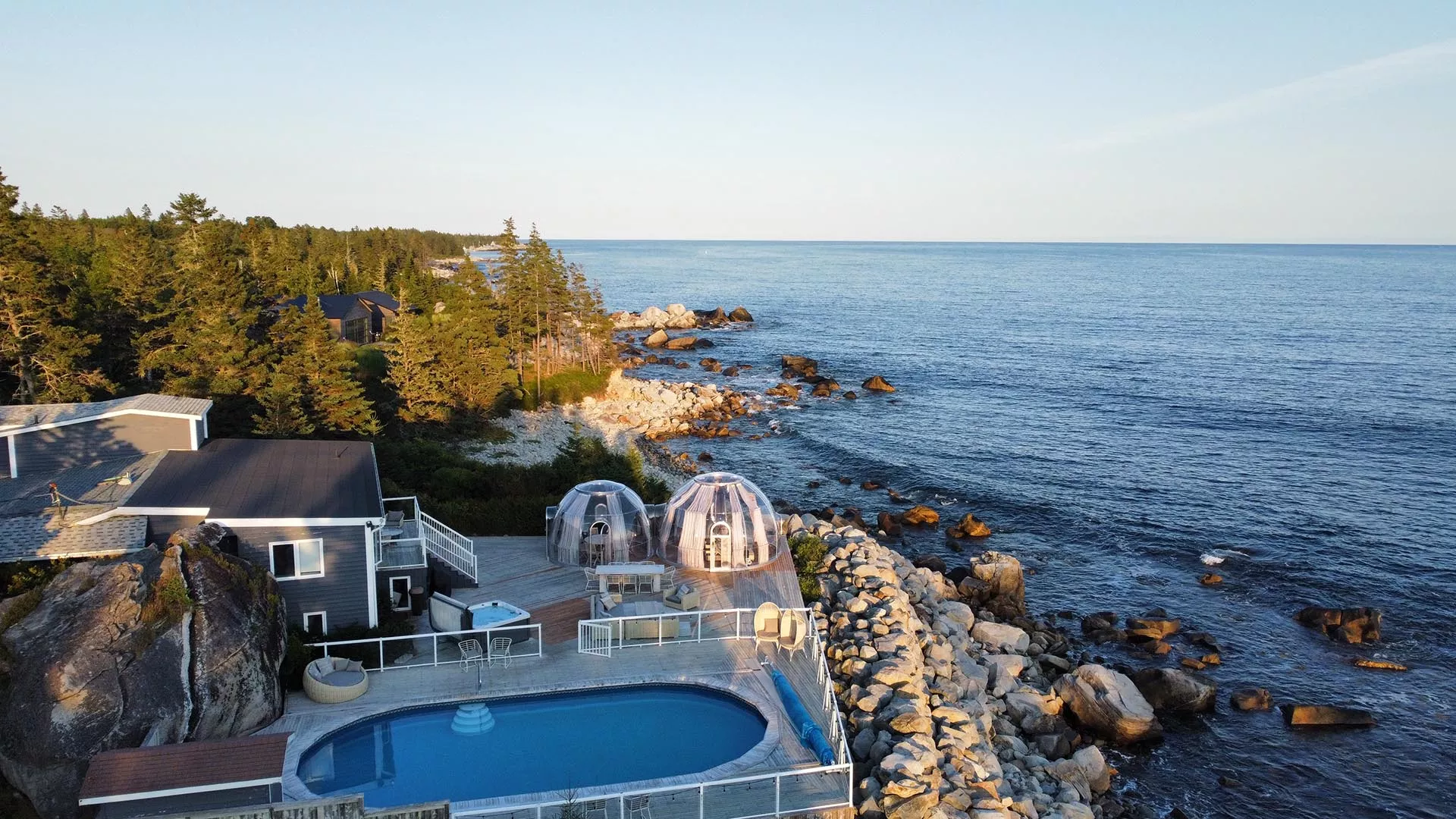 Sidanna Retreat: Relaxing Oceanfront Retreat
