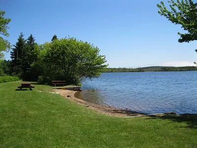 Lake Midway Provincial Park